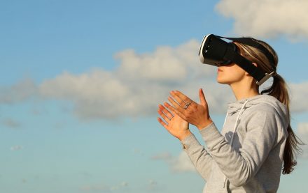 woman using virtual reality